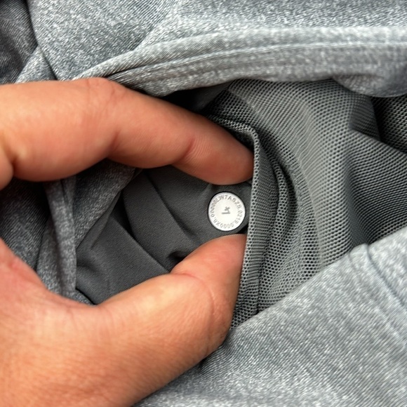 Lululemon On The Fly Short *2.5" Heathered Slate - Picture 6 of 6